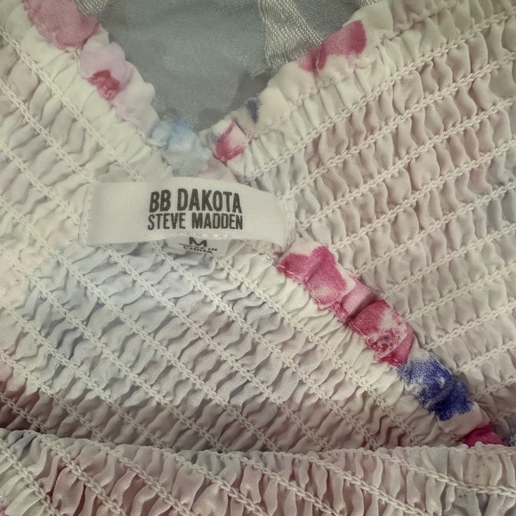 BB Dakota by Steve Madden Top 
NWOT - Picture 9 of 10